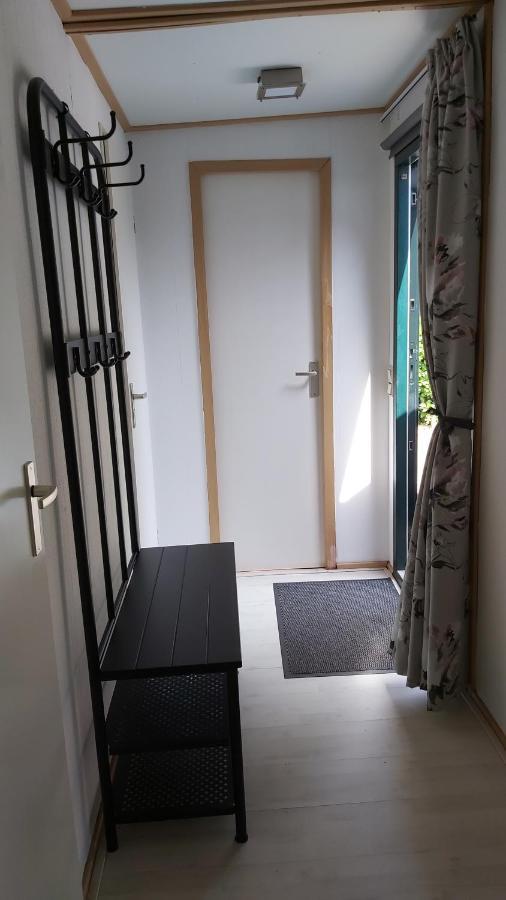 Comfortabel En Gezellig Familie Chalet Tot 6 Personen Op De Veluwe Bungalowpark De Kern Putten Bagian luar foto