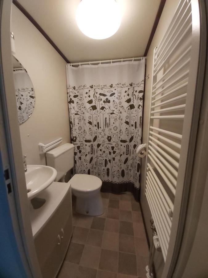 Comfortabel En Gezellig Familie Chalet Tot 6 Personen Op De Veluwe Bungalowpark De Kern Putten Bagian luar foto