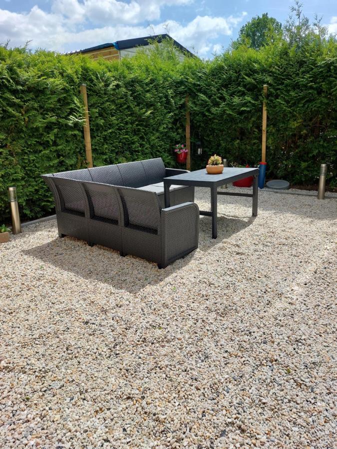 Comfortabel En Gezellig Familie Chalet Tot 6 Personen Op De Veluwe Bungalowpark De Kern Putten Bagian luar foto